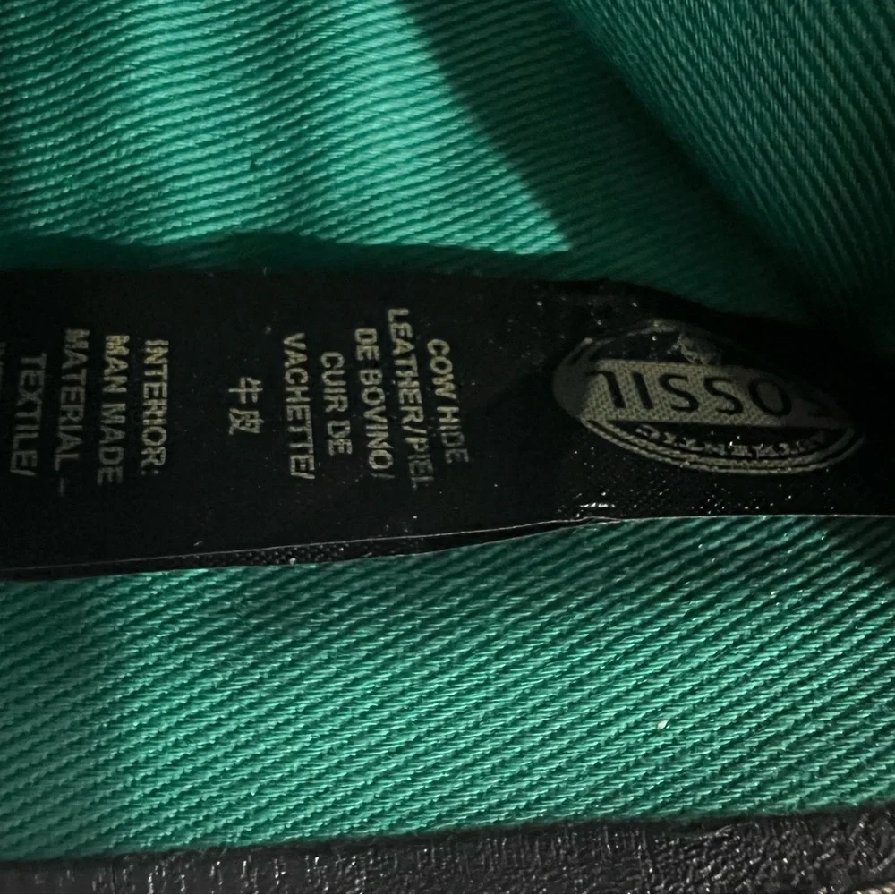 Fossil Black Leather Bi-Fold Green Interior Card Slot & Coin Compartment Wallet